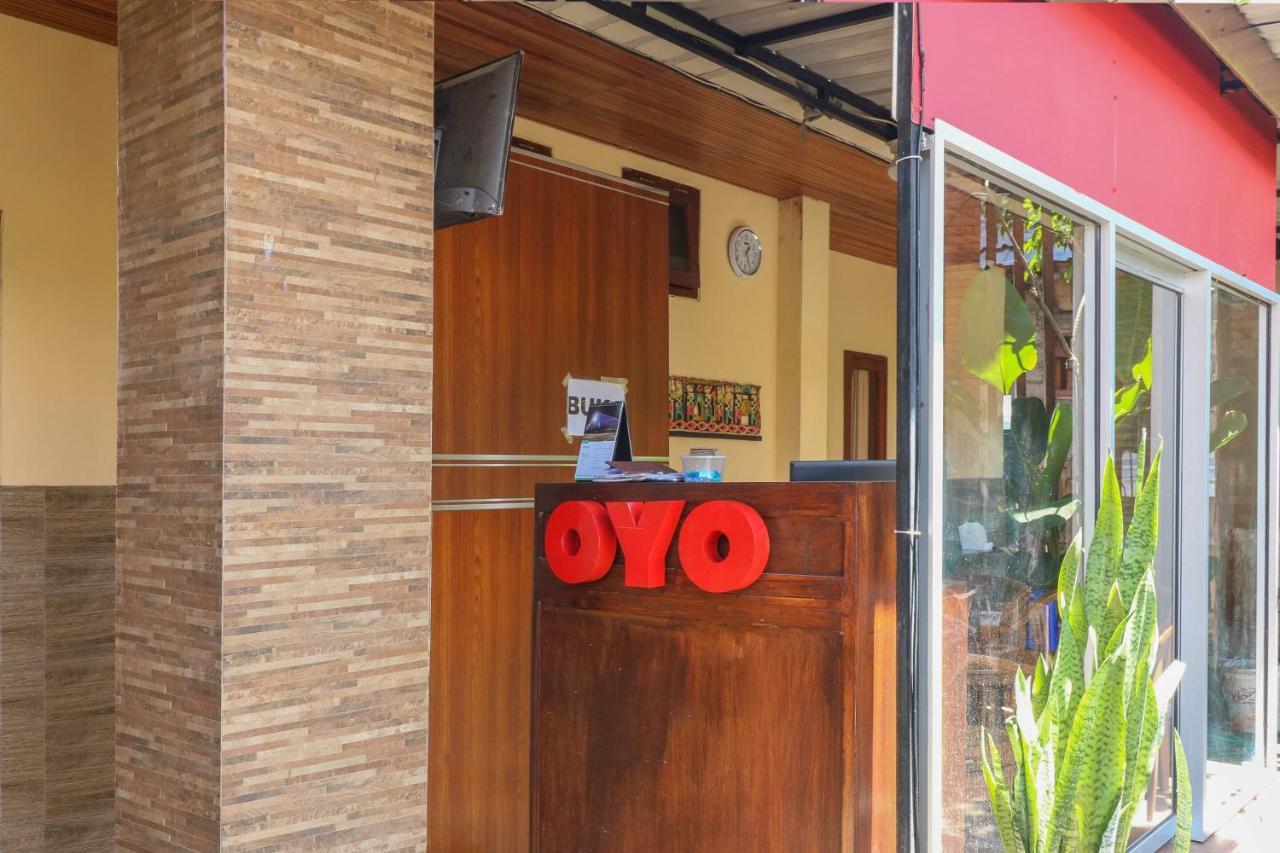 Oyo 2581 Ketut Smile Hotel Denpasar  Luaran gambar
