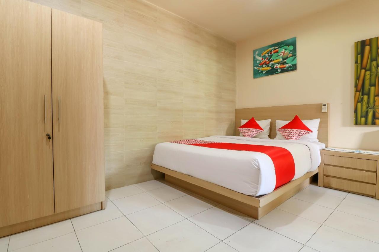 Oyo 2581 Ketut Smile Hotel Denpasar  Luaran gambar