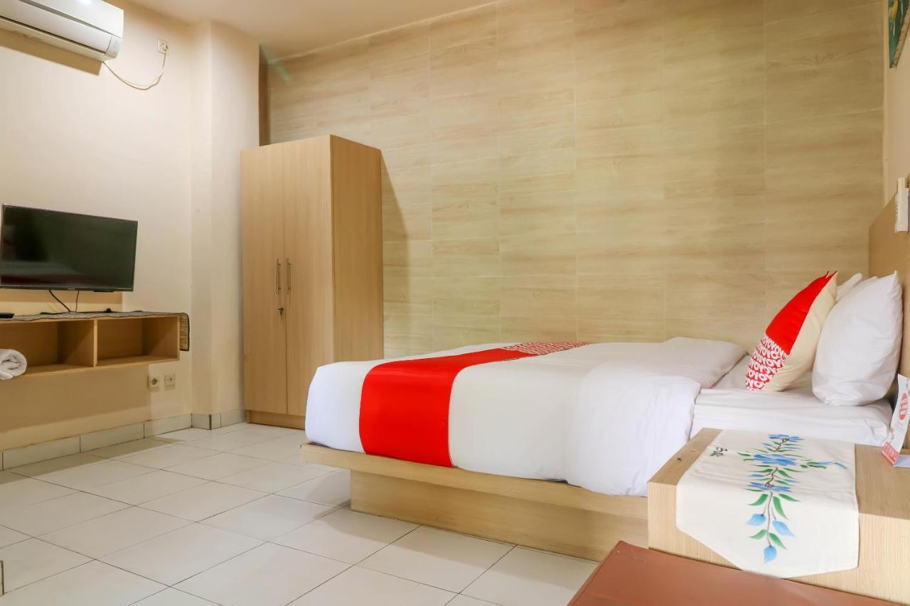 Oyo 2581 Ketut Smile Hotel Denpasar  Luaran gambar