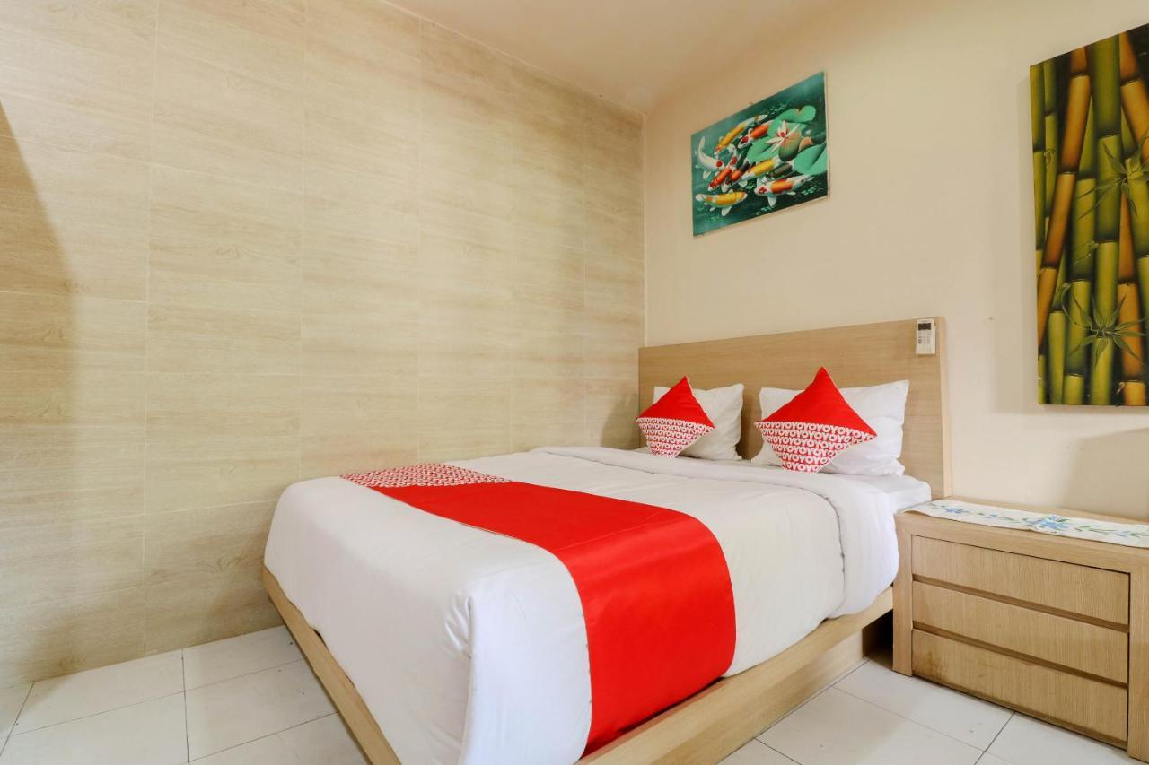 Oyo 2581 Ketut Smile Hotel Denpasar  Luaran gambar